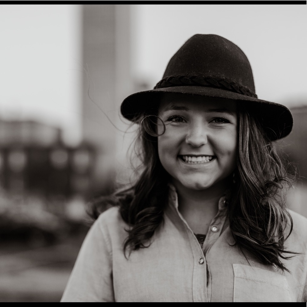 Meet your Posher, Paige